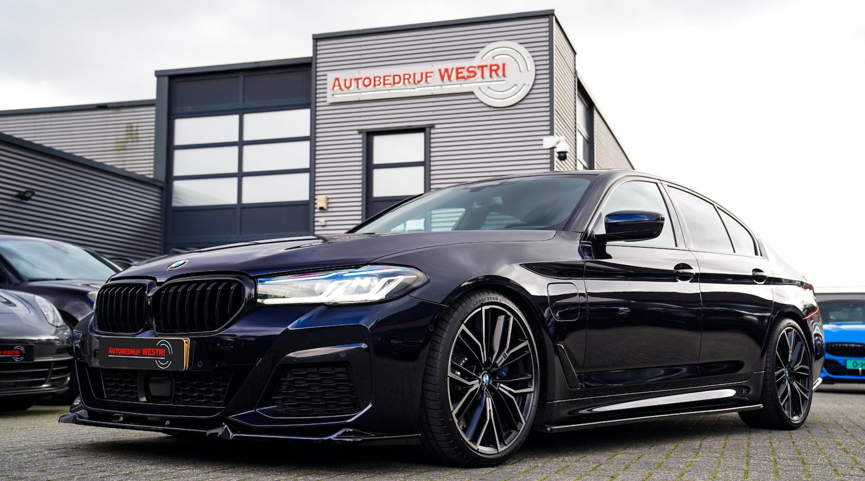 BMW 5-serie - 545e xDrive High Executive | Head Up Display | M-Kuipstoelen | Maxton-pakket | 360 Camera - AutoWereld.nl