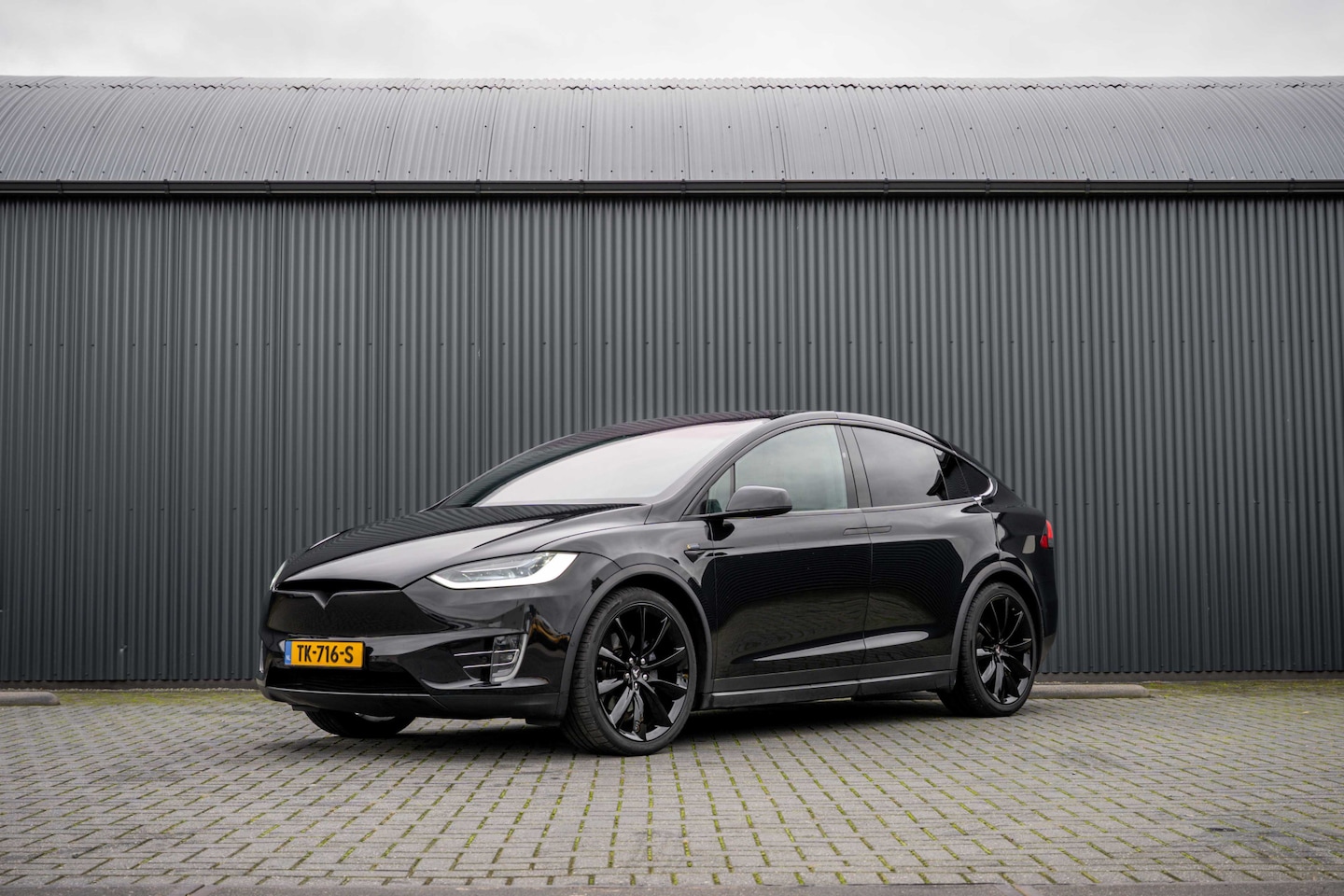 Tesla Model X - 75D AWD | 328 PK | Camera | Falcon Wing-deuren | PDC | Trekhaak - AutoWereld.nl