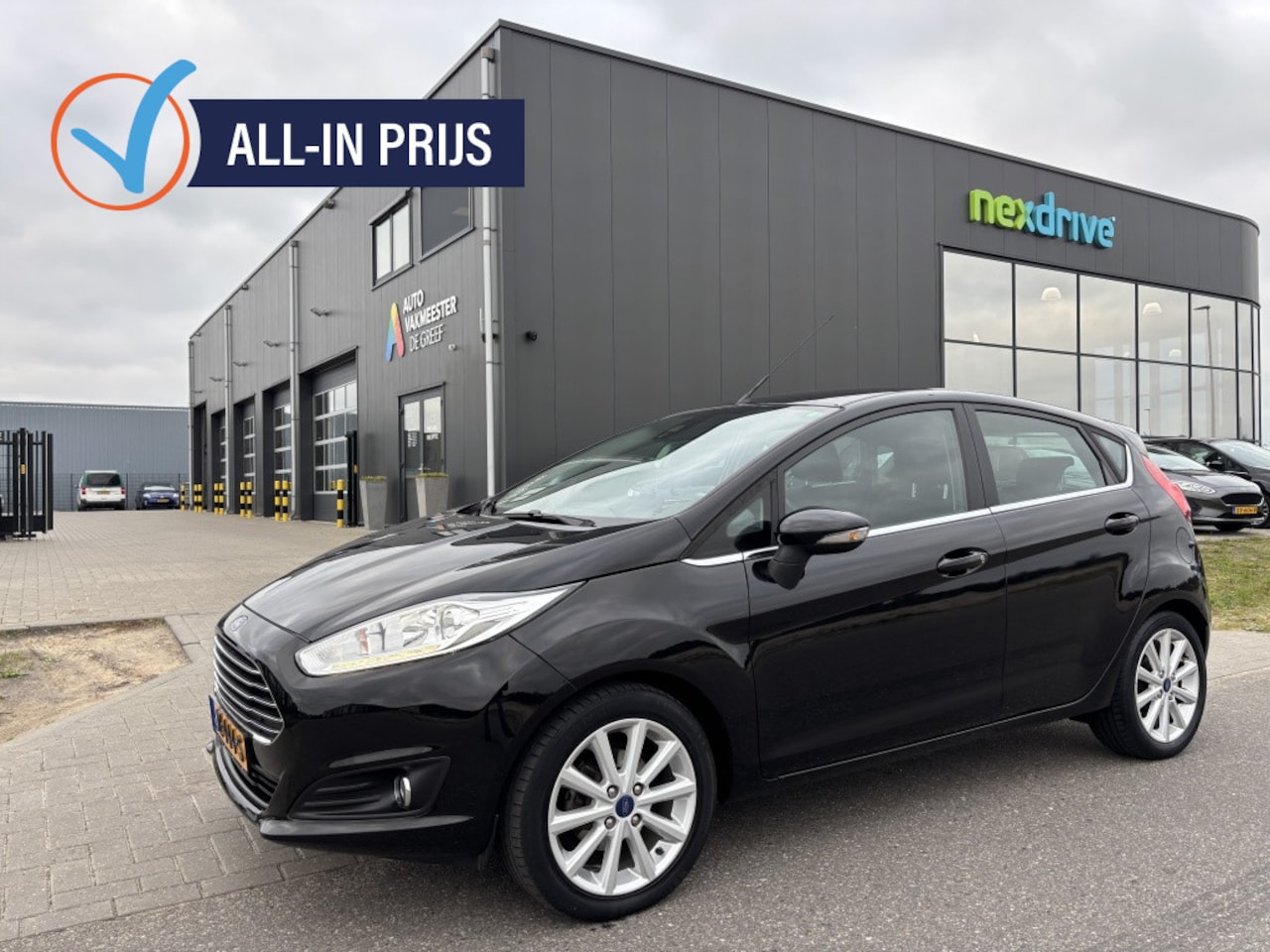 Ford Fiesta - 1.0 Ecoboost 100 pk Titanium 1e eigenaar Cruise-control nwe distributie - AutoWereld.nl