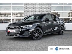 Audi A3 Limousine - 30 TFSI S edition | Trekhaak | Carplay | Comfortpakket Plus | Achteruitrijcamera |