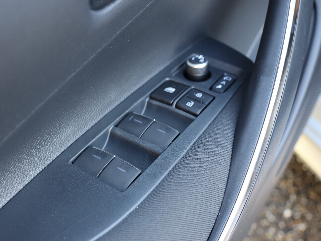 Toyota Corolla - 1.8 Hybrid Active 1.8 Hybrid Active - AutoWereld.nl