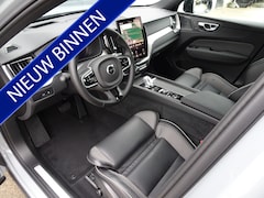 Volvo XC60 - 2.0 T8 Plug-in hybrid AWD Plus Black Edition