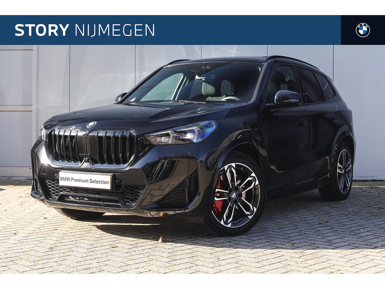 BMW X1 - xDrive25e M Sport Automaat / Trekhaak / Panoramadak / Sportstoelen / Comfort Access / Head - AutoWereld.nl