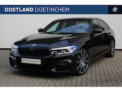 BMW 5-serie - 520i High Executive M Sport Automaat / Schuif-Kanteldak / Comfortstoelen / Head-Up / Harma