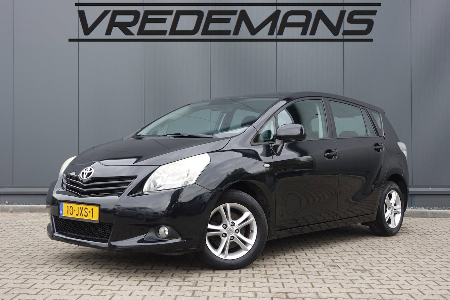Toyota Verso - 1.8 VVT-i Aspiration 1.8 VVT-i Aspiration - AutoWereld.nl