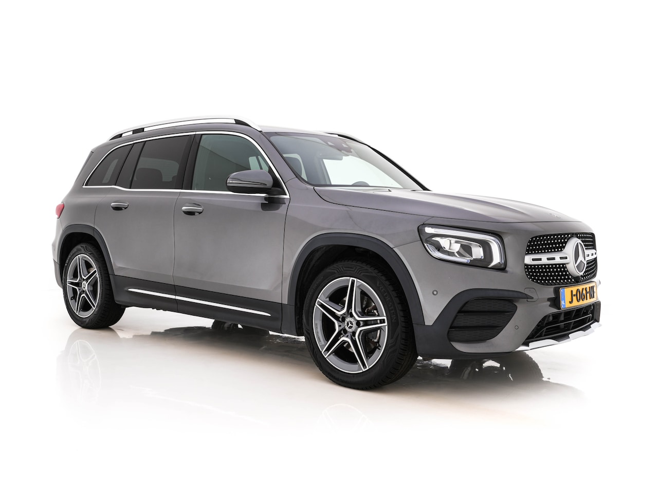 Mercedes-Benz GLB - 200 Premium (INCL.BTW) Aut. *LEATHER-MICROFIBRE | FULL-LED | BLIND-SPOT | AMBIENT-LIGHT | - AutoWereld.nl