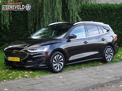 Ford Focus Wagon - 1.0 125pk Hybrid Titanium X met Groot Navi en Trekhaak