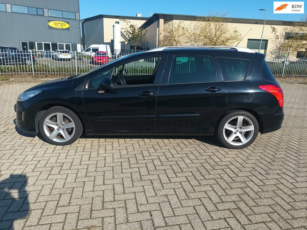 Peugeot 308 SW - 1.6 THP Signature 120.000 km !!! - AutoWereld.nl