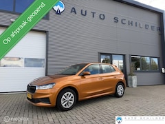 Skoda Fabia - 1.0 TSI Active, 5-Deurs|El. ramen|App-connect|Airco|Lm velgen|Led