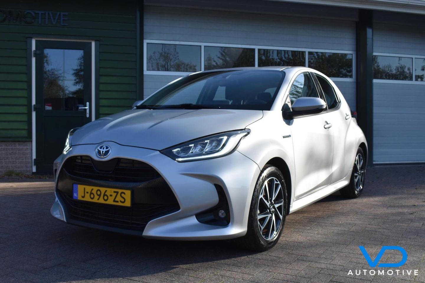 Toyota Yaris - 1.5 Hybrid Comfort|camera|ACC|carplay - AutoWereld.nl