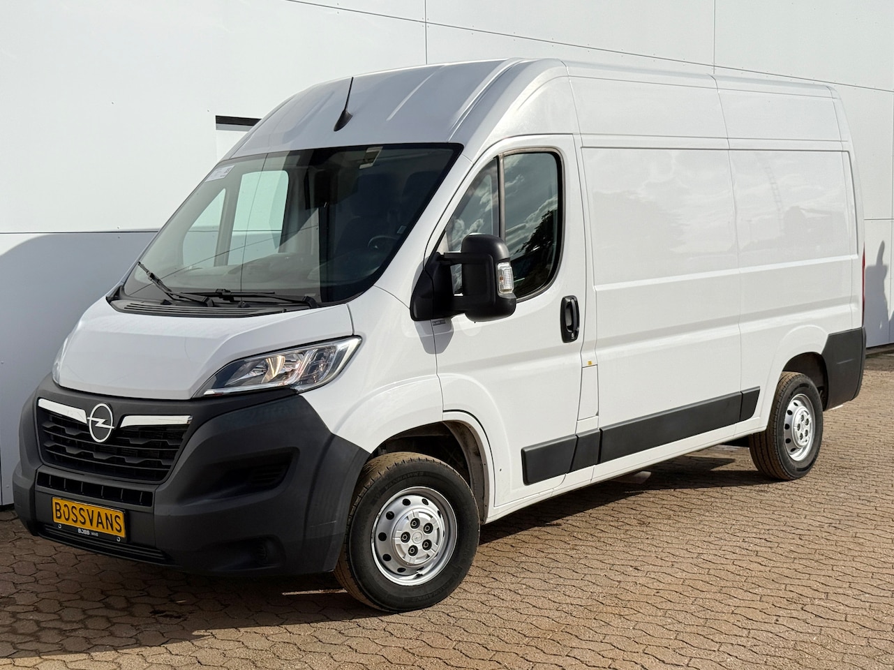 Opel Movano - 2.2 HDI 140PK L2H2 Airco Cruise Control Camera Euro 6 - AutoWereld.nl