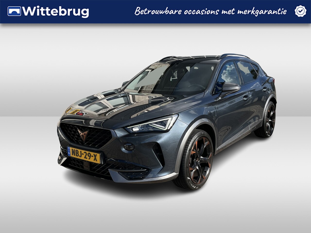 CUPRA Formentor - 1.4 e-Hybrid Performance / AUTOMAAT/ ACC/ FULL LINK/ PARK.SENSOREN/ 19'' LMV/ STUURVERWARM - AutoWereld.nl