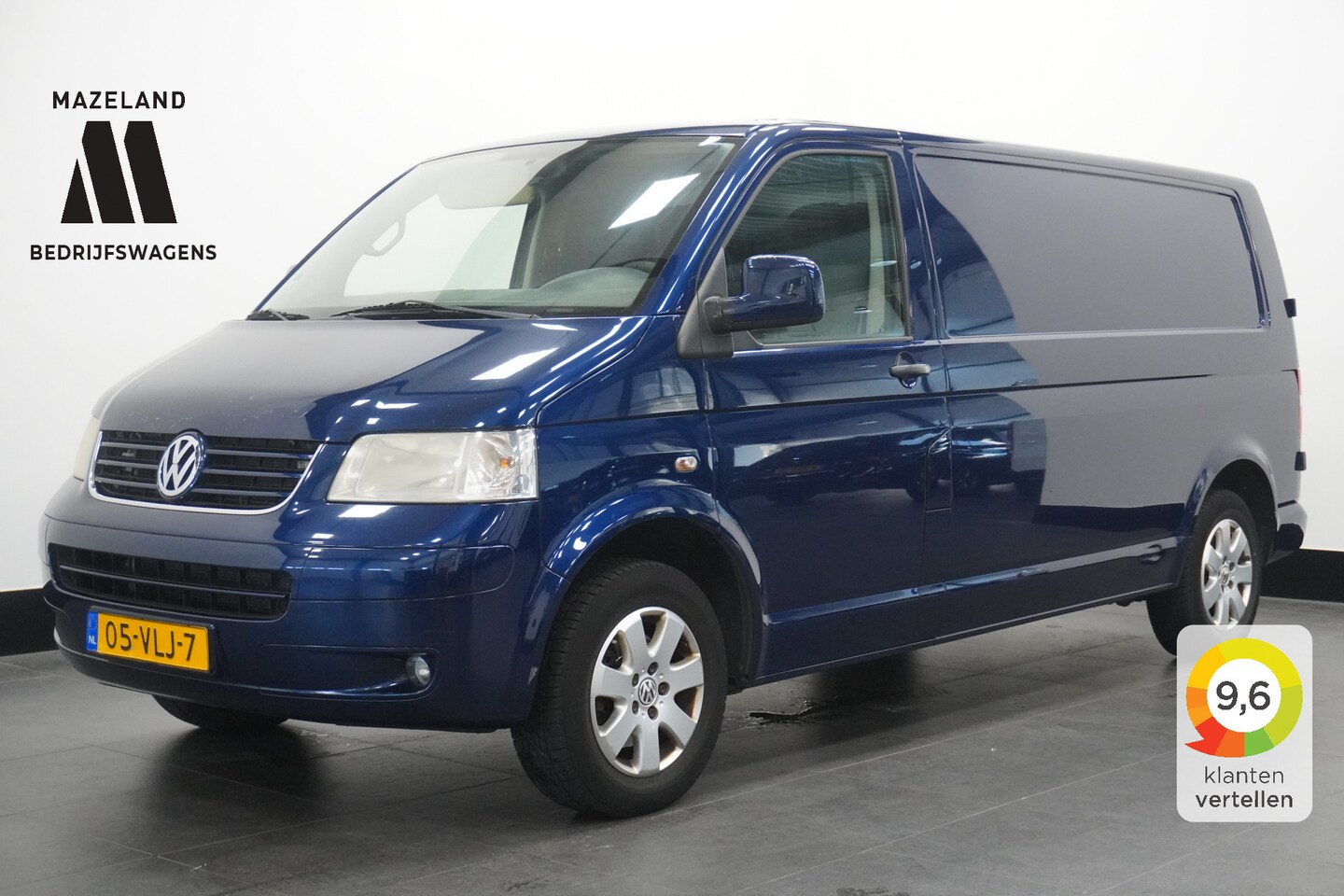 Volkswagen Transporter - 2.5 TDI 130PK L2 Automaat - Airco - Cruise - Trekhaak - €4.900,- Ex. BTW - AutoWereld.nl