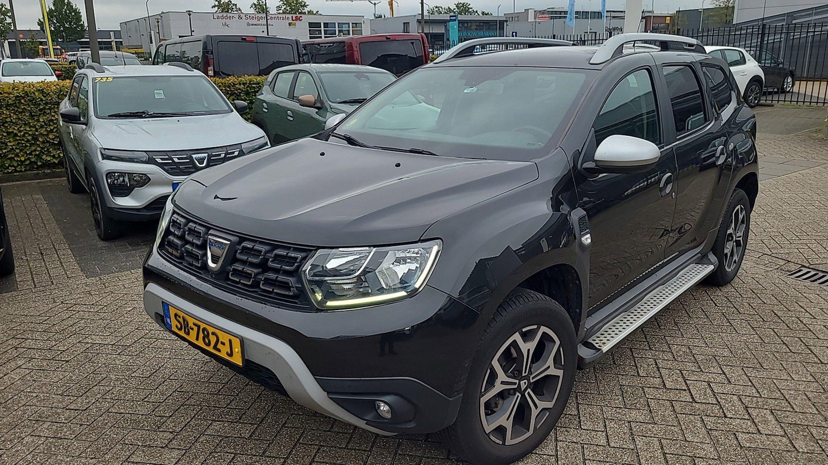 Dacia Duster - 1.2 TCe Prestige |Navigatie||Airco|Trekhaak|Camera| - AutoWereld.nl