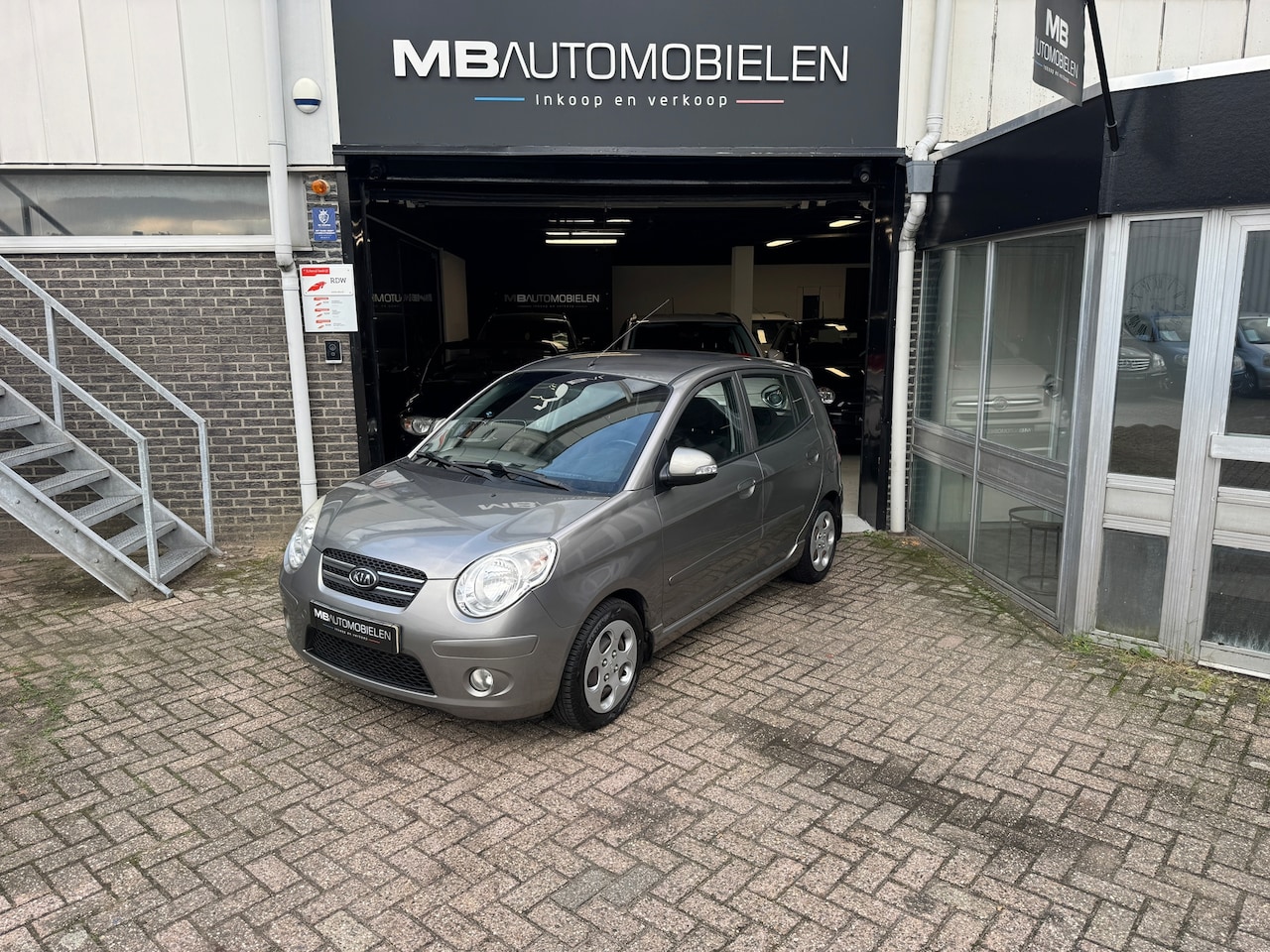 Kia Picanto - 1.1 X-ecutive/Nap/Clima/Airco/AUTOMAAT/1 jaar APK! Sport/Pakket! - AutoWereld.nl