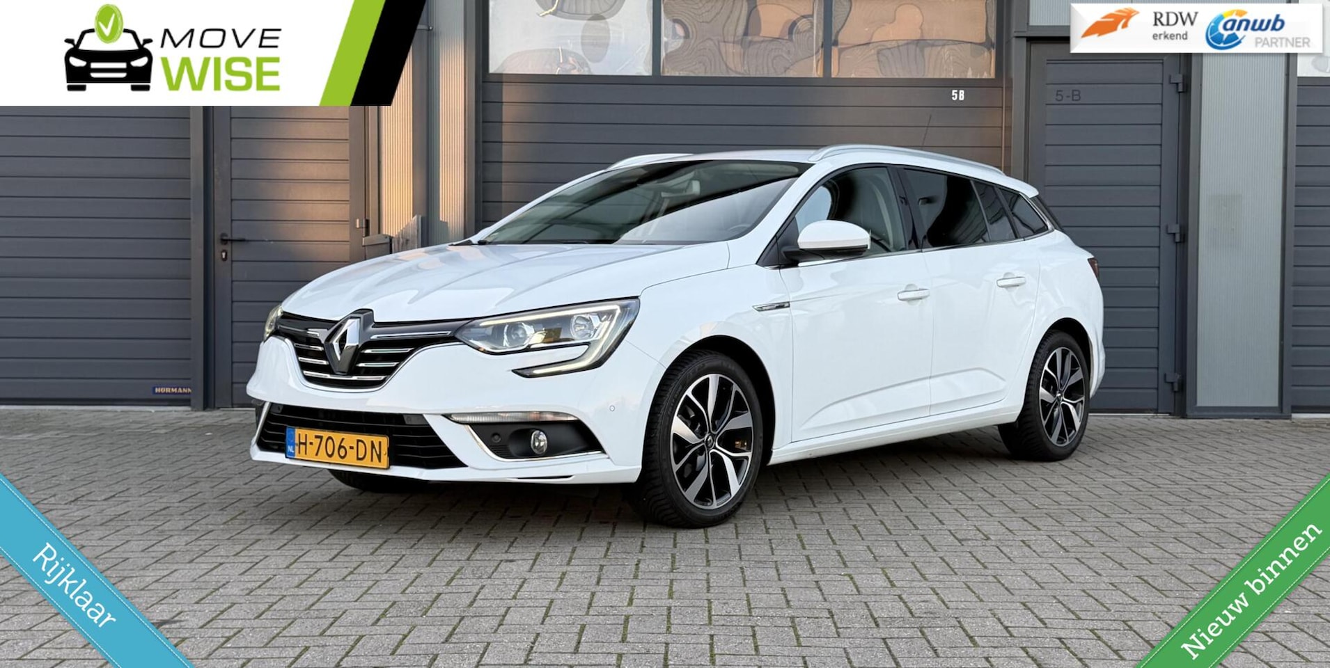 Renault Mégane Estate - 1.3 TCe 140pk BOSE | 2020 | 139.000 KM NAP | Trekhaak | Zeer Compleet | Rijklaar | - AutoWereld.nl