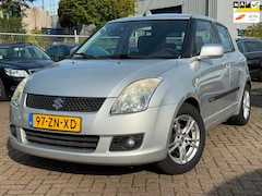 Suzuki Swift - 1.5 Exclusive