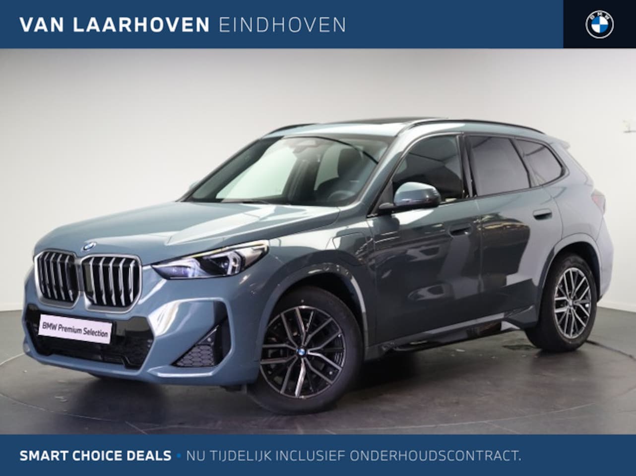 BMW X1 - xDrive25e M Sport Automaat / Panoramadak / Trekhaak / Sportstoelen / Achteruitrijcamera / - AutoWereld.nl