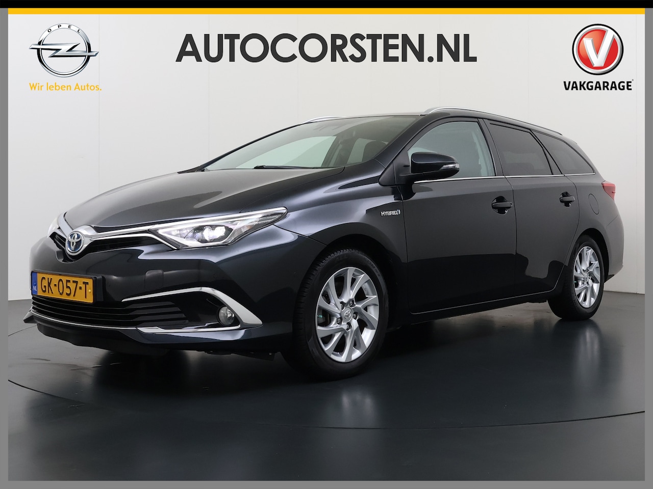 Toyota Auris Touring Sports - 1.8I Hybrid Panoramadak Trekhaak Stoelverwarming Ecc Navi Bluetooth Pdc Lease pro Privacy - AutoWereld.nl