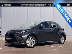 Toyota Yaris - 1.5 Hybrid 115 Business edition / Stuur en Stoelverwarming / Parkeersensoren / Camera /