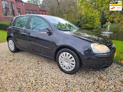 Volkswagen Golf - 1.6 FSI 5- deurs airco trekhaak