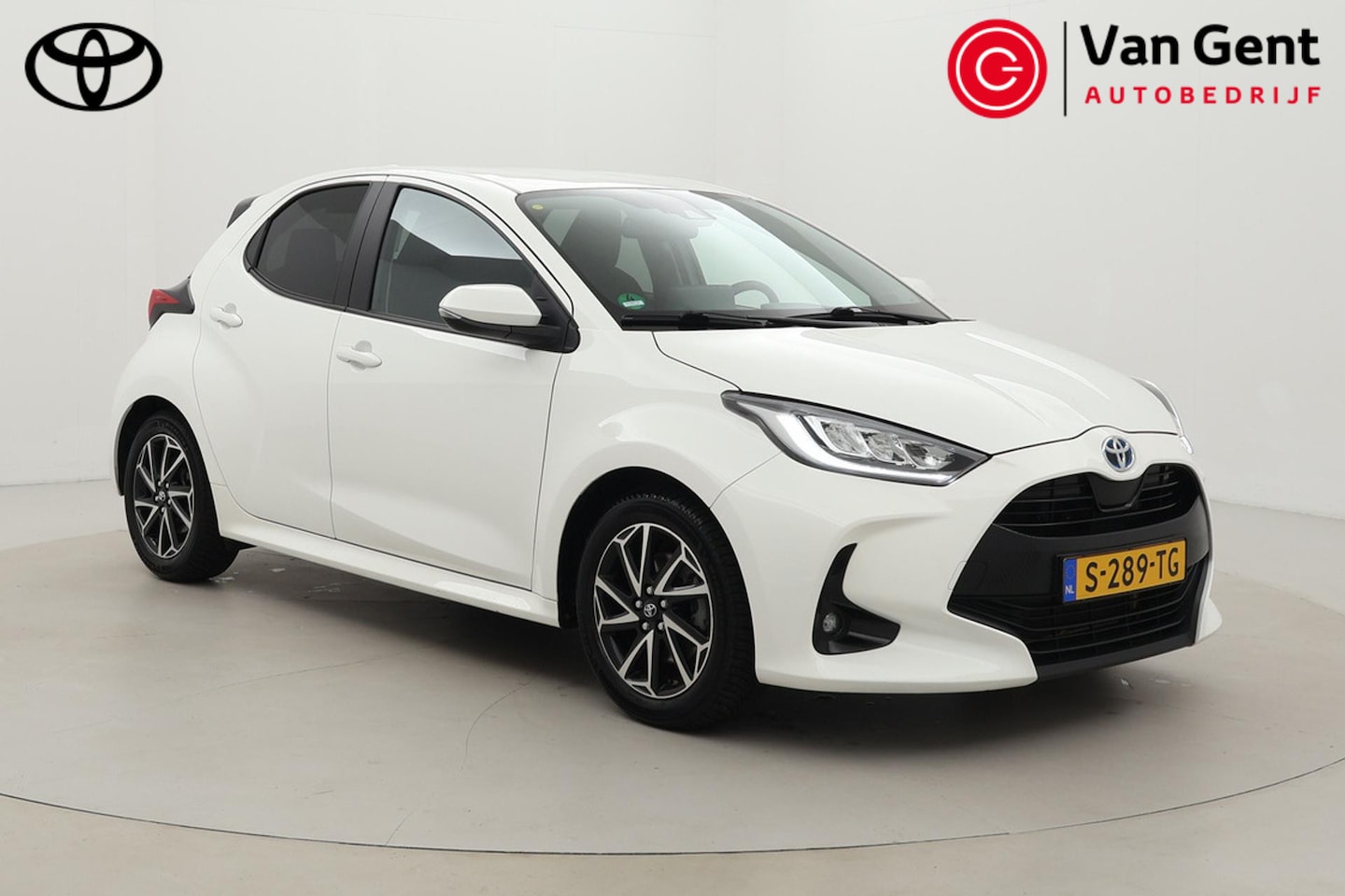 Toyota Yaris - 1.5 Hybrid Dynamic | Apple Carplay / Android Auto | Stoelverwarming | Adaptive Cruise | Cl - AutoWereld.nl
