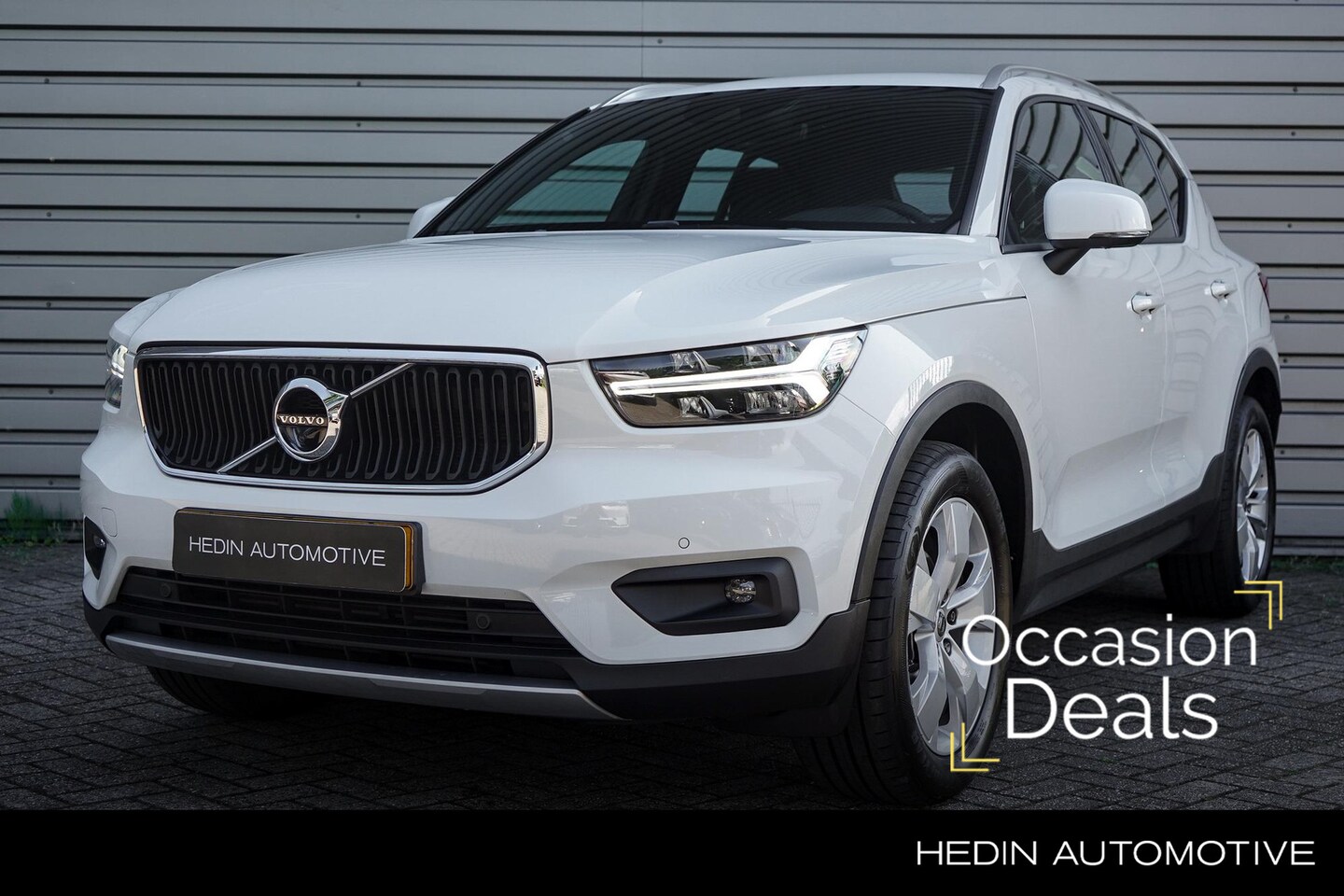 Volvo XC40 - 1.5 T2 Business Pro | Stoel en stuurverwarming | Adaptieve cruise control | Keyless entry - AutoWereld.nl