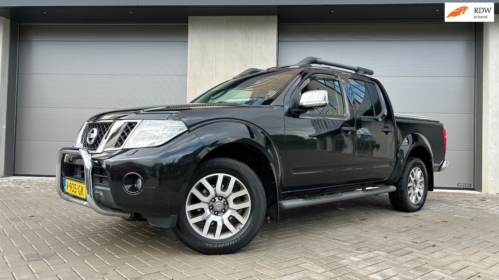 Nissan Navara - 3.0 V6 Aut, Schuifdak, Dubbel Cabine, Leder - AutoWereld.nl