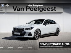 BMW i5 - Sedan M60 xDrive | M Sport | Comfort Pack | Panoramadak | 84 kWh |