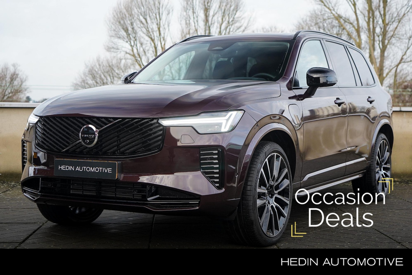 Volvo XC90 - 2.0 T8 Plug-in hybrid AWD Ultra Dark Luchtvering | 22 inch LM-velgen | massage stoelen | e - AutoWereld.nl