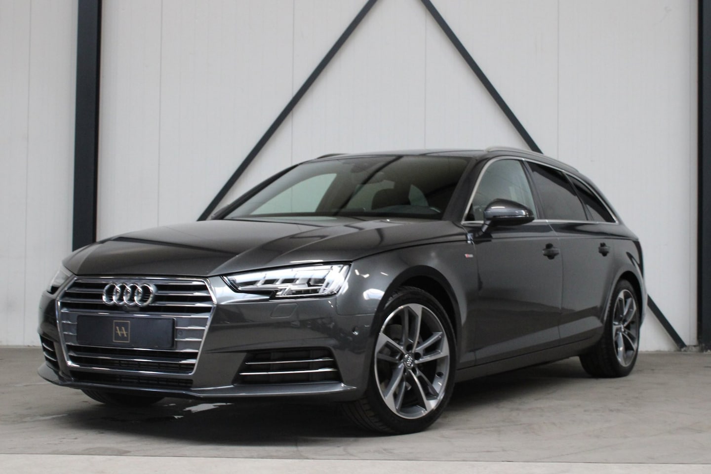 Audi A4 Avant - 2.0 TFSI ultra Sport Pro Line S I Achter- en Vooruitrijcamera I Stoelverwarming I Virtual - AutoWereld.nl