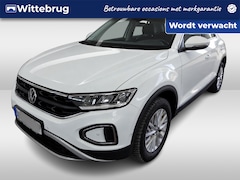 Volkswagen T-Roc - 1.5 TSI 150pk Life / Afneembare trekhaak / PDC V+A / App-Connect / Virtual Cockpit / 16''