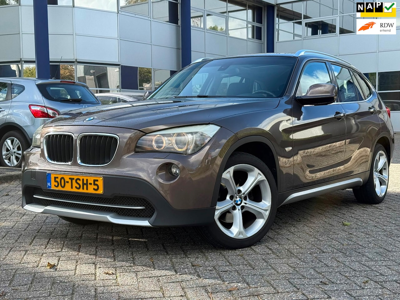 BMW X1 - SDrive20i Business - AutoWereld.nl