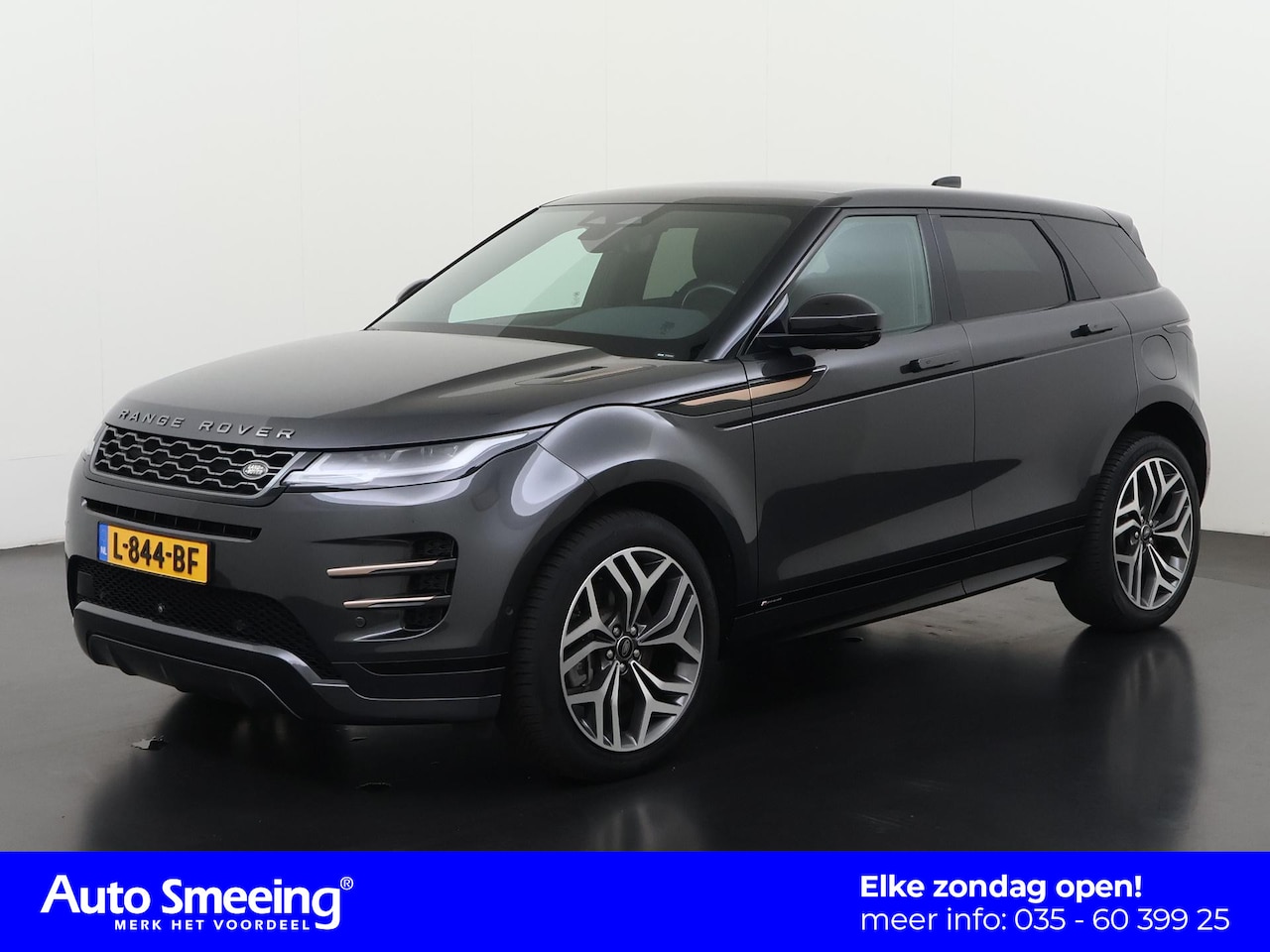 Land Rover Range Rover Evoque - 1.5 P300e AWD R-Dynamic HSE | Trekhaak | Panoramadak | Dual-View | Leder | Interactive Dri - AutoWereld.nl