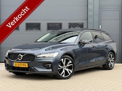 Volvo V60 - B3 Ultimate Dark|360|Pano|H&K|Memory|Trekhaak|NL