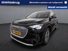 Audi Q4 e-tron - 40 Launch edition Advanced 77 kWh / Navigatie / App connect / LED / Zwenkbare trekhaak / L