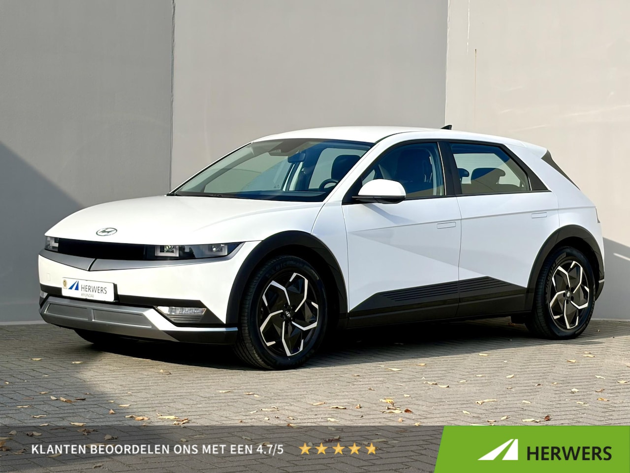 Hyundai IONIQ 5 - Style 77.4 kWh / Dealer onderhouden / 1.600 kg Afneembare trekhaak / Fabrieksgarantie tot - AutoWereld.nl