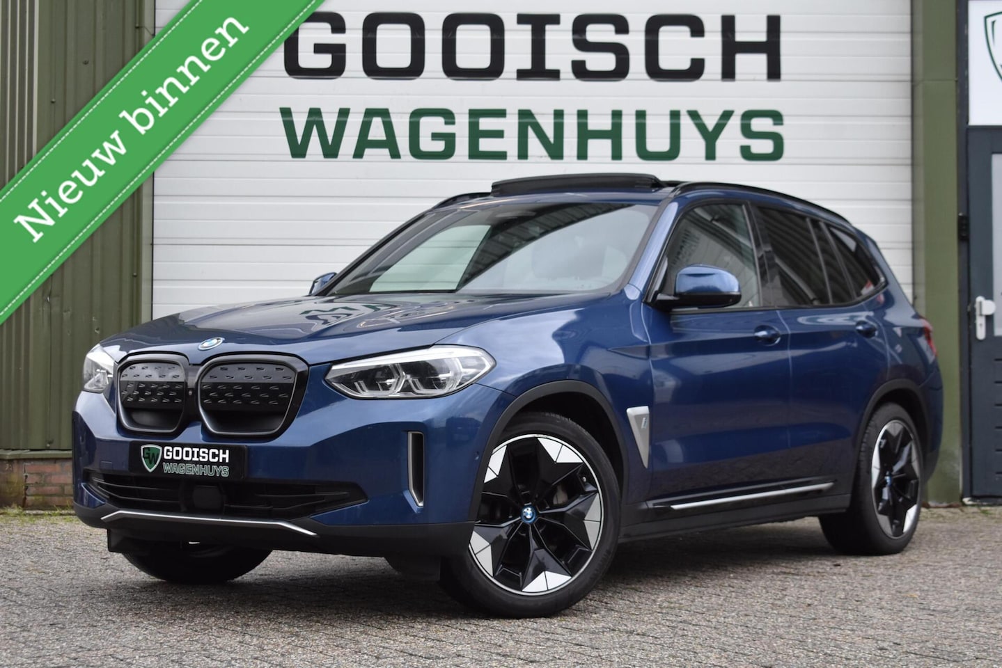 BMW iX3 - High Executive 80 kWh | Shadow Pack | Panorama | Harman Kardon | - AutoWereld.nl