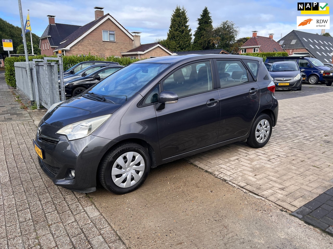 Toyota Verso S - 1.3 VVT-i Aspiration AUTOMAAT - AutoWereld.nl