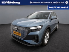 Audi Q4 e-tron - 40 Launch edition 77 kWh / Navigatie / App connect / Parkeersensoren / Lichtmetaal 19 inch