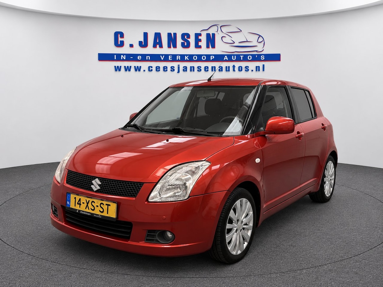 Suzuki Swift - 1.5 Exclusive Leuke auto! | Trekhaak | Airco | parkeersensoren | 16" Lichtmetalen velgen | - AutoWereld.nl
