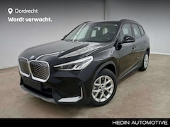 BMW iX1 - eDrive20 67 kWh | 2026 | Camera | Stoelverwaming | Wordt verwacht 15-11 | Winterbanden