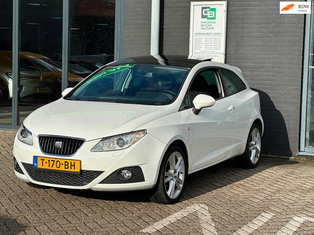 SEAT Ibiza SC - 1.6 Reference/PANO-DAK/CARPLAY/NAVI/NETTE STAAT!! - AutoWereld.nl