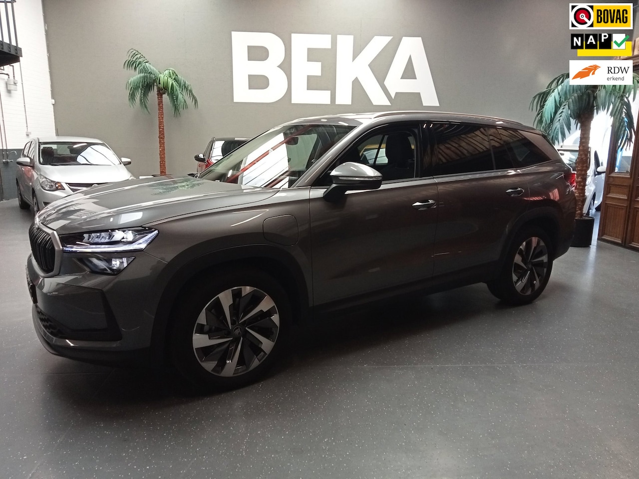 Skoda Kodiaq - 1.5 TSI PHEV Sportline Business trekhaak wegklapbaar - AutoWereld.nl