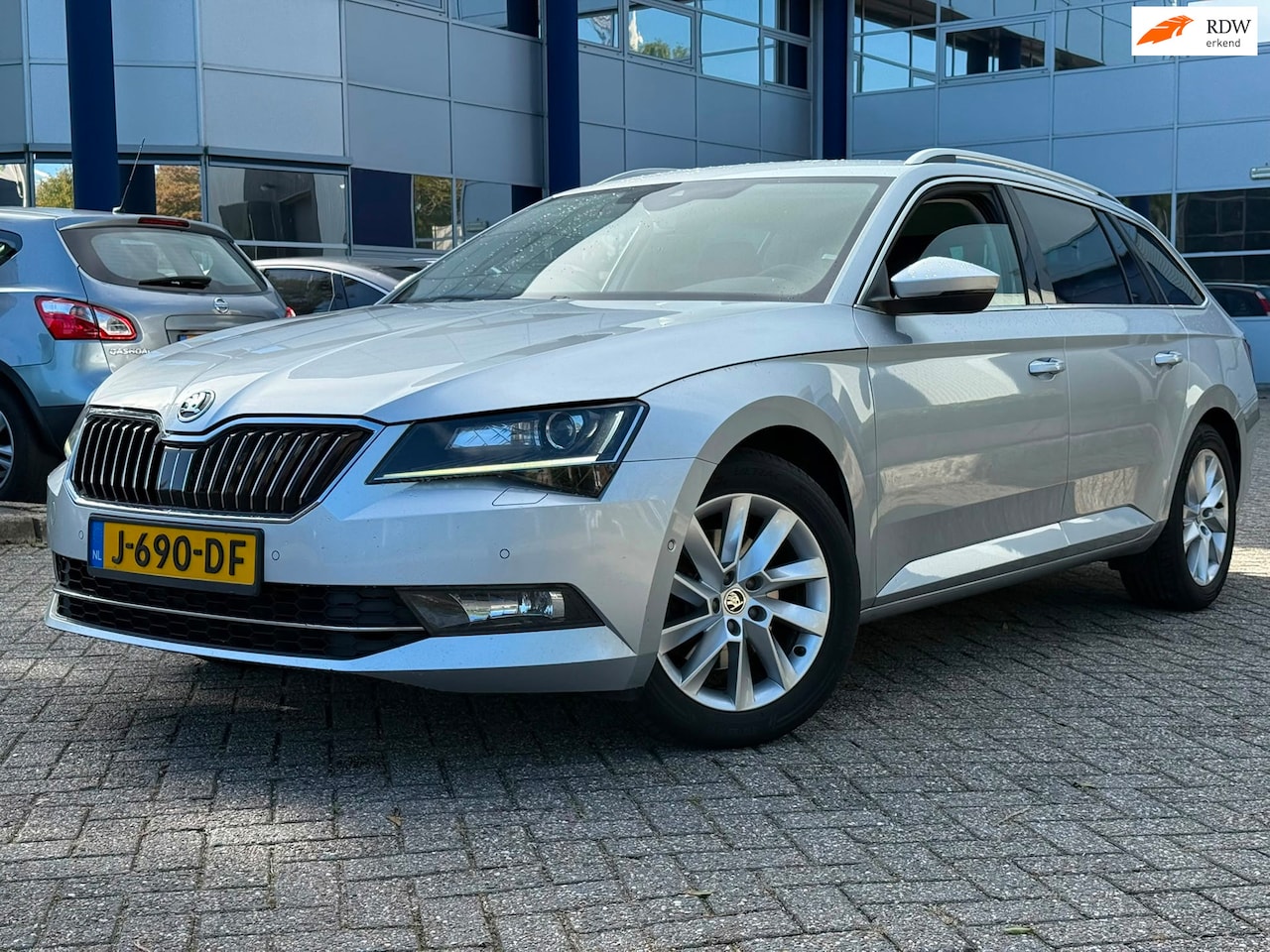 Skoda Superb Combi - 1.4 TSI ACT Style Business 1.4 TSI ACT Style Business - AutoWereld.nl