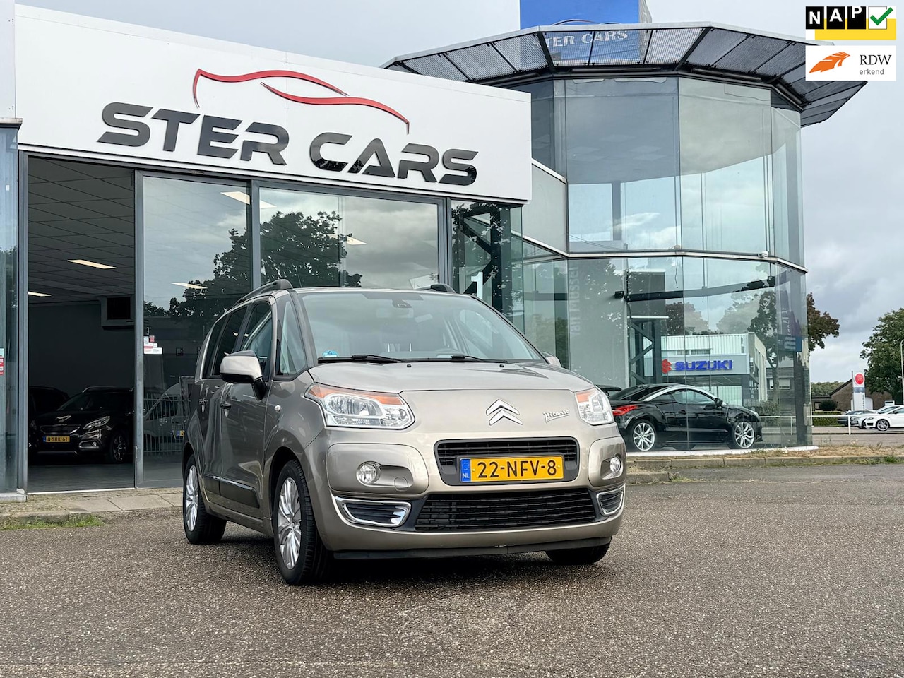 Citroën C3 Picasso - 1.4 VTi Exclusive|1Est Eigenaar|NAP|Airco|Navi|P Sensor| - AutoWereld.nl