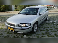 Volvo V70 - 2.4 140PK