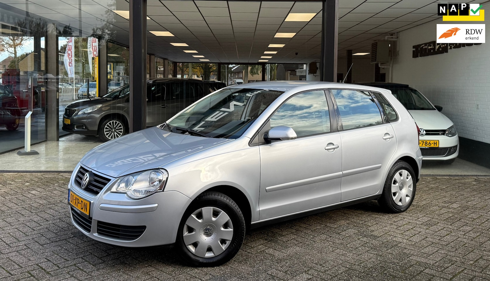Volkswagen Polo - 1.4-16V 5drs AUTOMAAT | AIRCO | 77dkm NAP - AutoWereld.nl