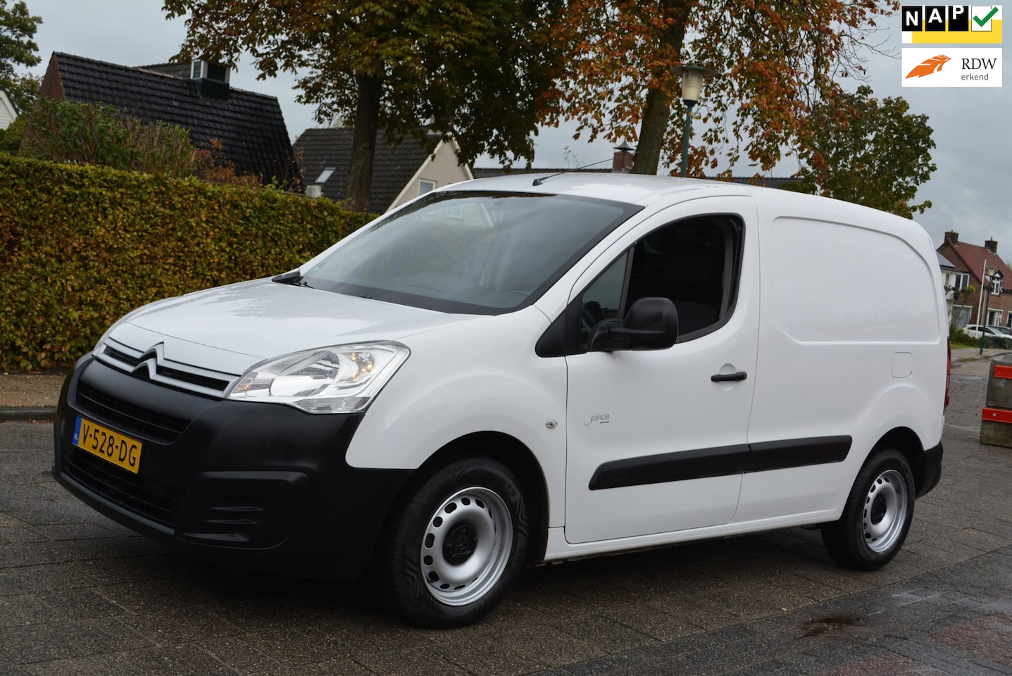 Citroën Berlingo - 1.6 BlueHDI 100 Business Economy Automaat - AutoWereld.nl