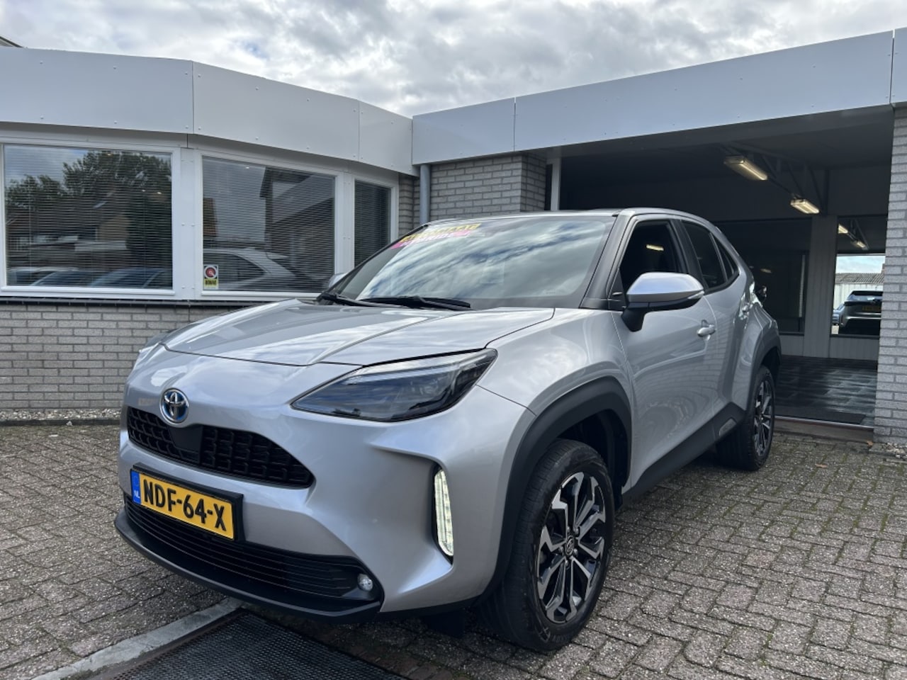 Toyota Yaris Cross - 1.5 Hybrid Dynamic AUTOM. - AutoWereld.nl